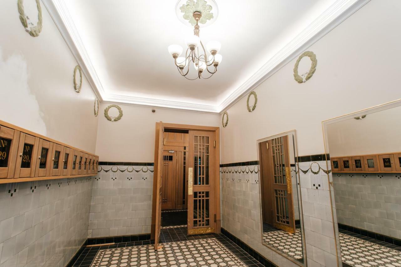 Central Comfort At Hanzas Residence, Stay Near Cafes, Bars, Museums & Esplanade ريغا المظهر الخارجي الصورة